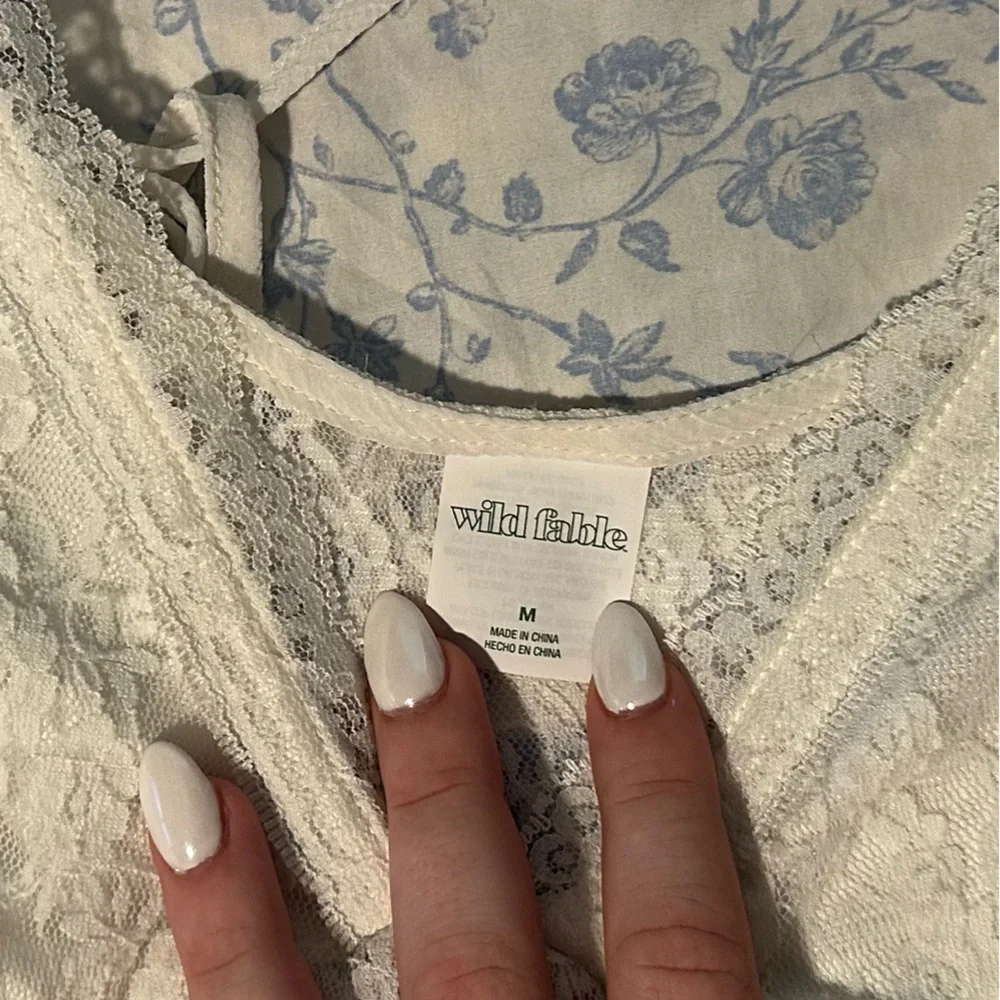 Wild Fable White Lace Blouse - Picture 2 of 3